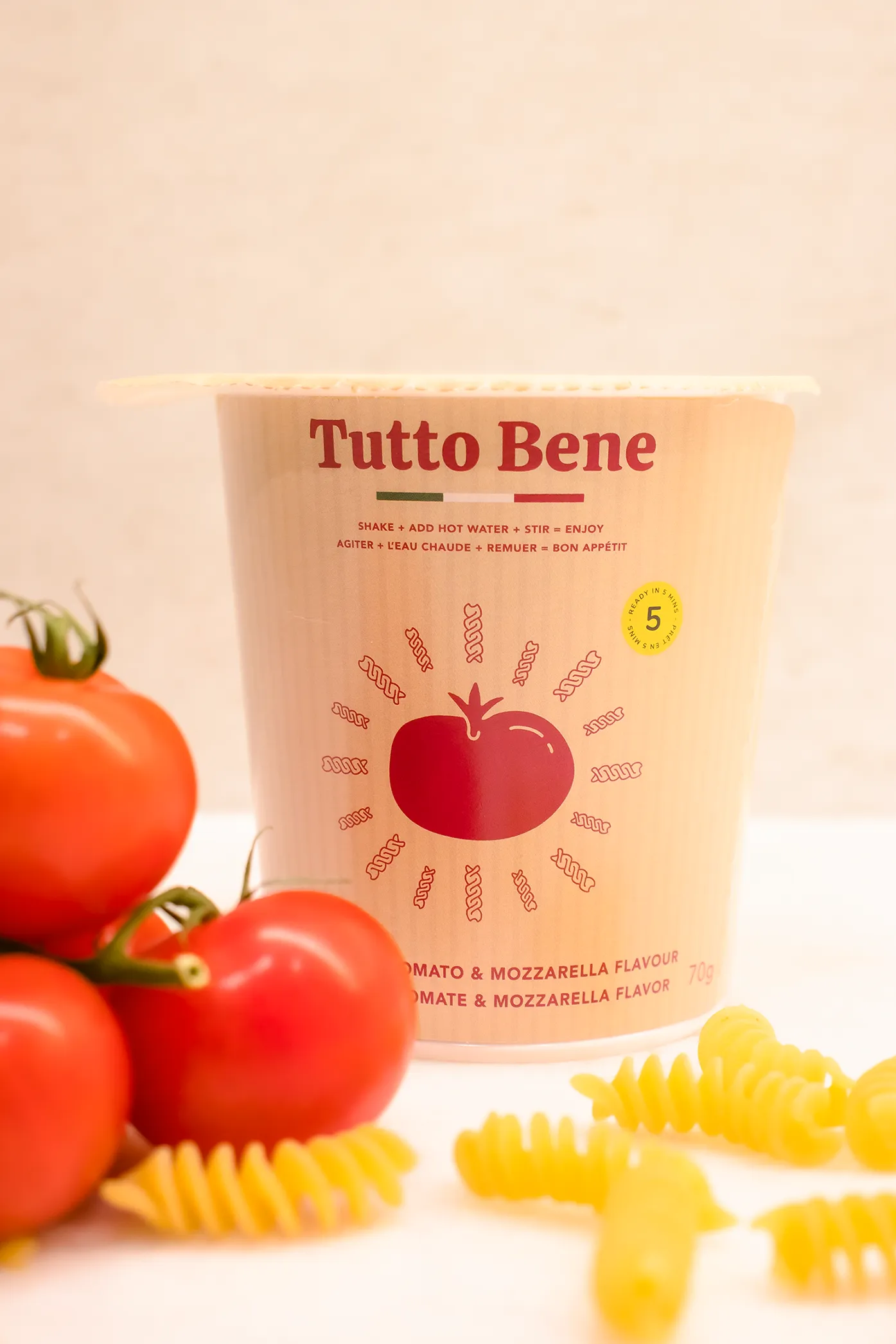 Fusilli Pasta Tomato and Mozzarella | Tutto Bene Cups